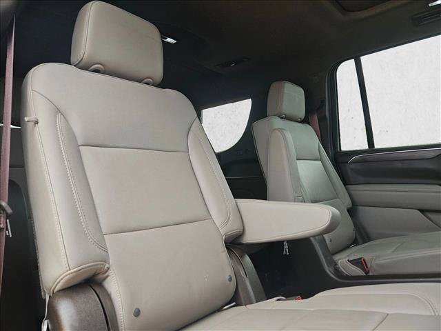 Used 2021 Chevrolet Suburban Z71 AWD/4WD image 21