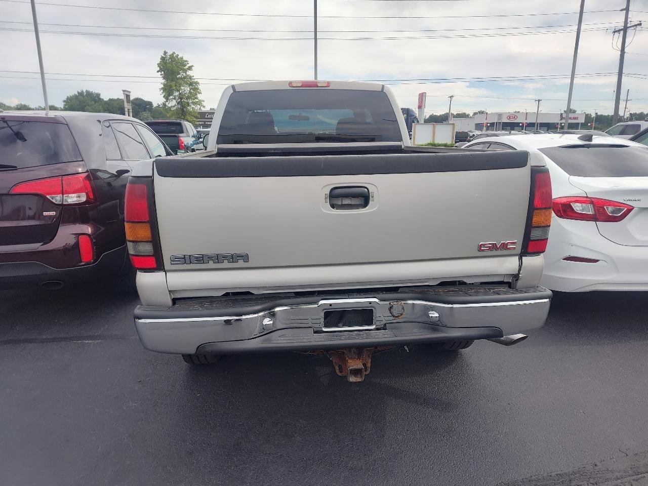 Used 2007 GMC Sierra 2500 W/T w/ Snow Plow Prep Package AWD/4WD image 7