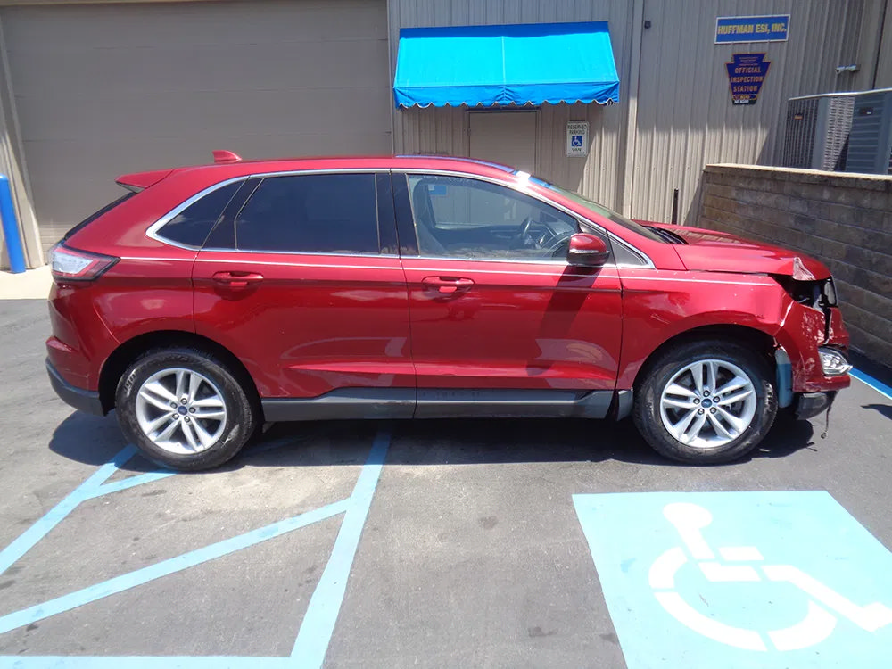 Used 2015 Ford Edge SEL w/ Equipment Group 201A AWD/4WD image 7