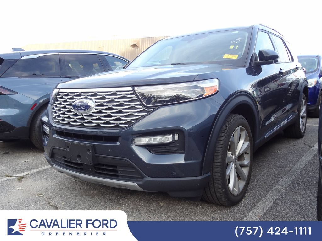 Used 2023 Ford Explorer Platinum w/ Technology Package AWD/4WD image 3