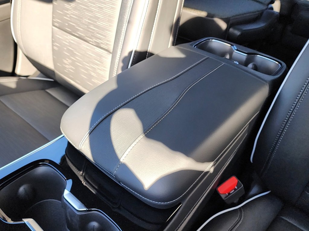 New 2026 Buick Enclave Sport Touring w/ Super Cruise Package image 33