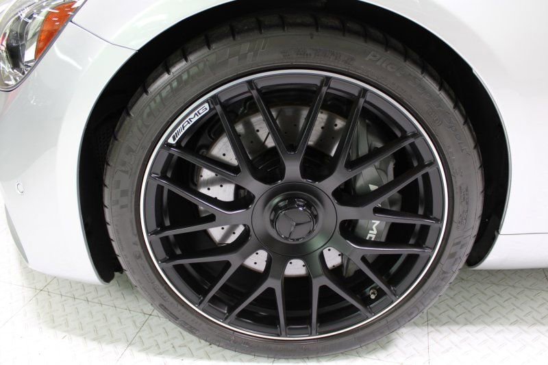 Used 2019 Mercedes-Benz AMG GT Roadster image 34