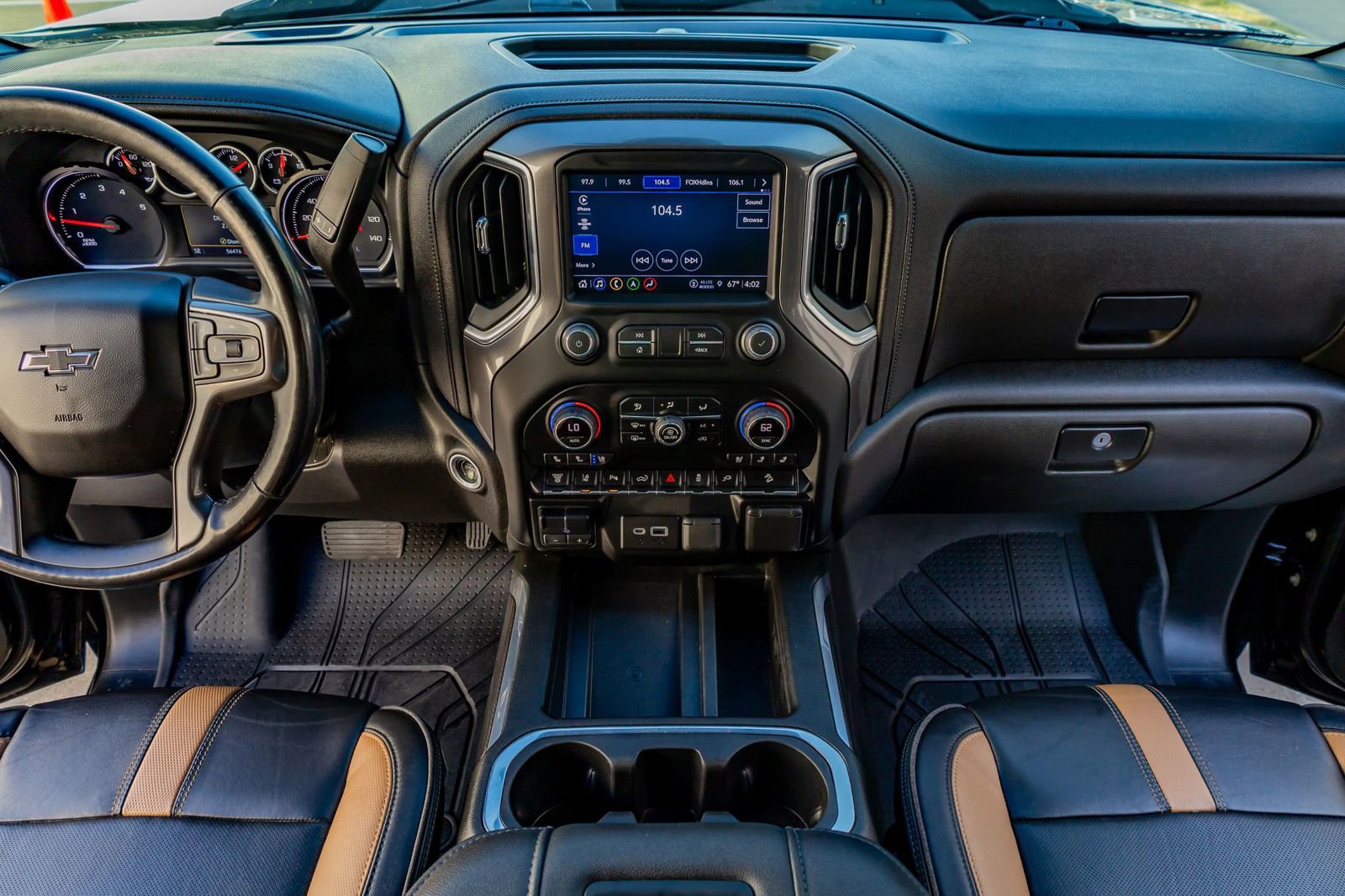 Used 2022 Chevrolet Silverado 2500 LTZ w/ Carhartt Edition AWD/4WD image 23