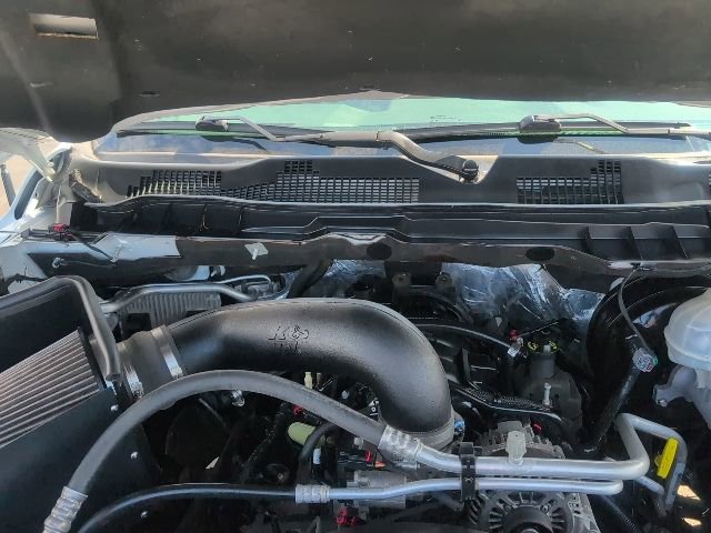 Used 2018 RAM 1500 Classic SLT AWD/4WD image 43