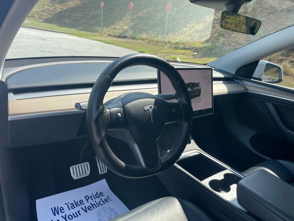 Used 2023 Tesla Model Y Performance AWD/4WD image 11