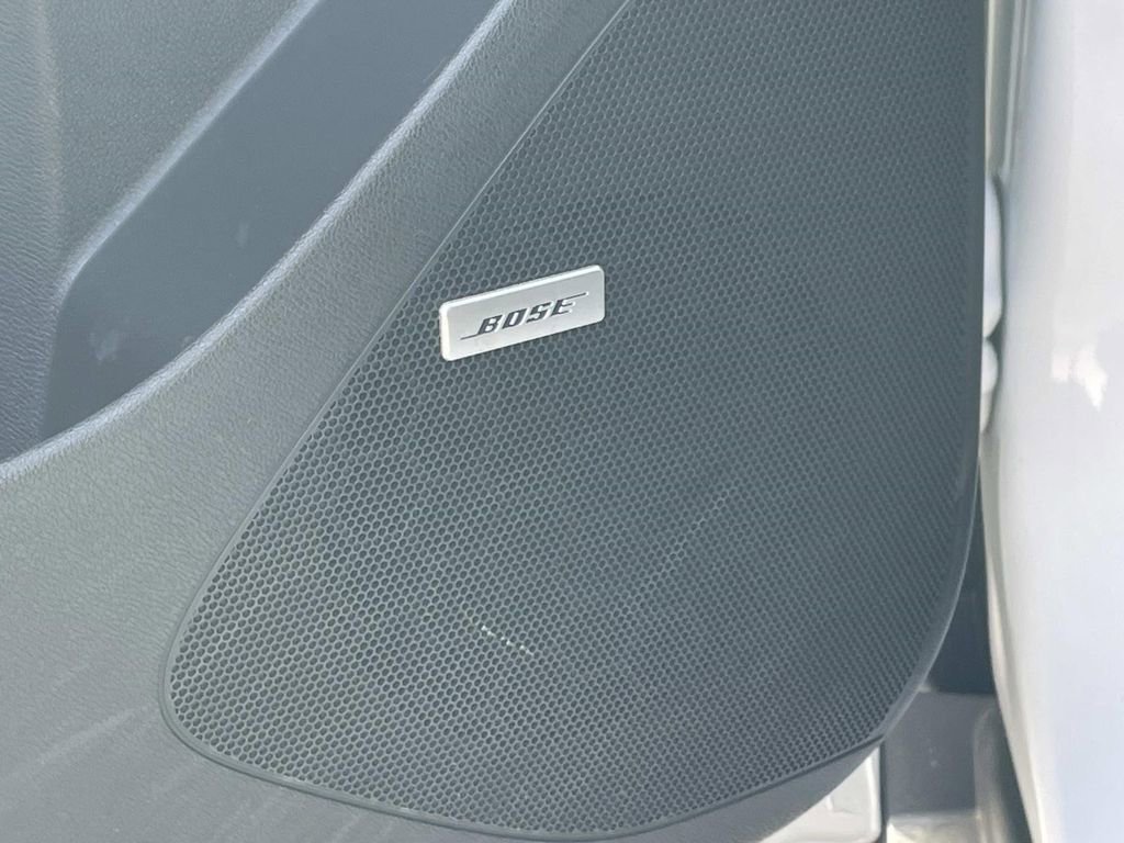 Used 2023 Chevrolet Bolt LT w/ Infotainment Package image 16