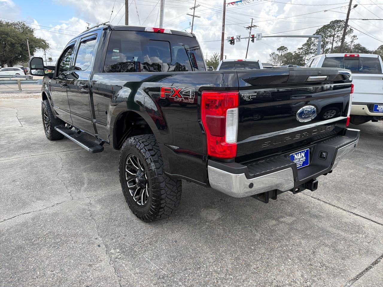 Used 2019 Ford F250 Lariat w/ Lariat Value Package AWD/4WD image 6