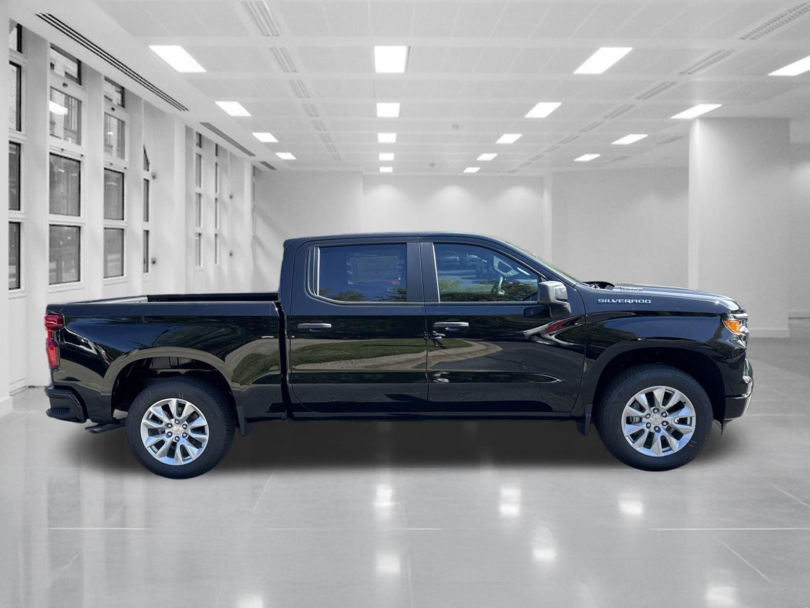 New 2026 Chevrolet Silverado 1500 Custom RWD image 4
