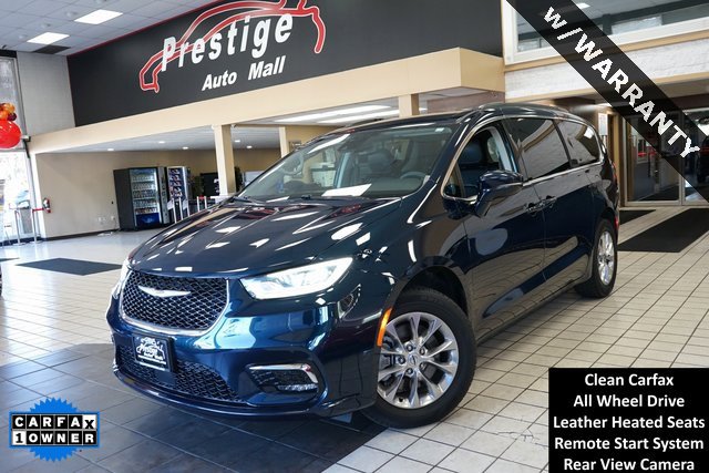 Used 2022 Chrysler Pacifica Touring-L