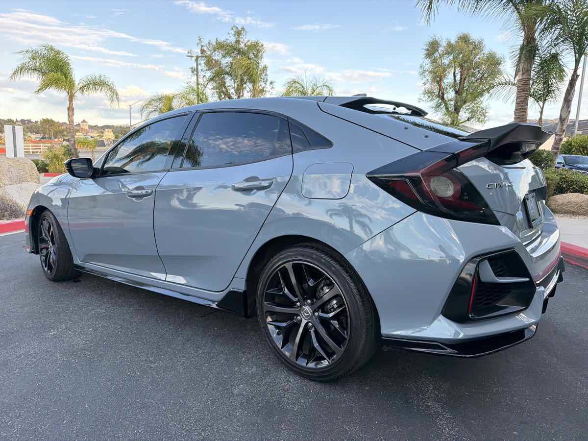 Used 2021 Honda Civic Sport image 11