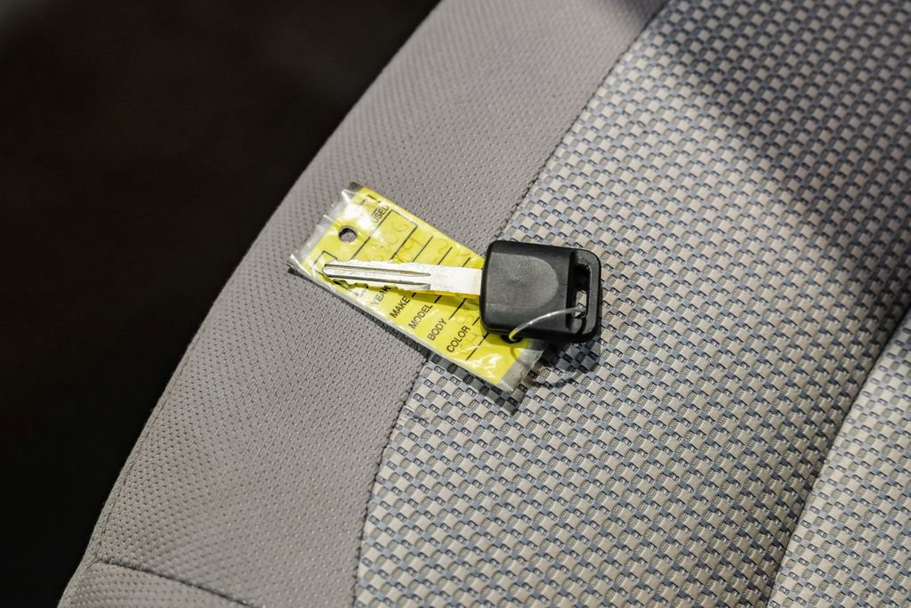 Used 2009 Nissan Rogue SL w/ Moonroof Pkg image 54