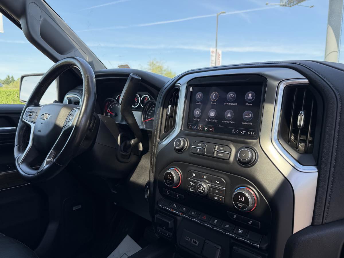 Used 2021 Chevrolet Silverado 1500 RST w/ Convenience Package II AWD/4WD image 16