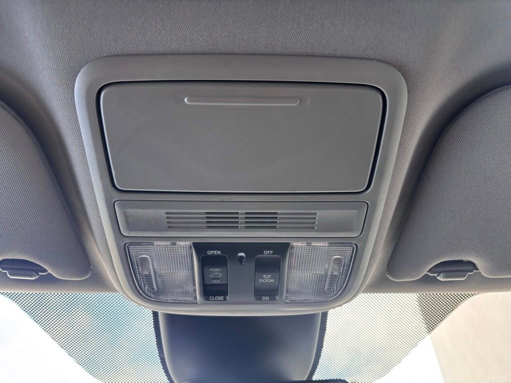Certified 2024 Honda Odyssey EX-L image 33