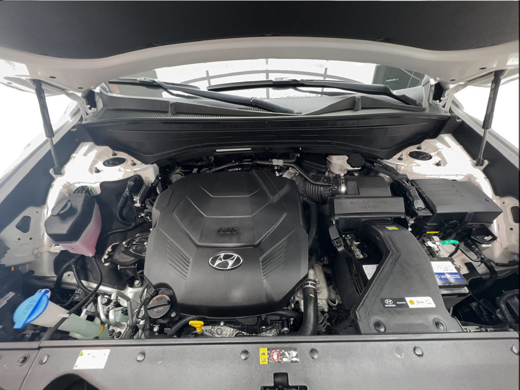 Used 2024 Hyundai Palisade Limited FWD image 19