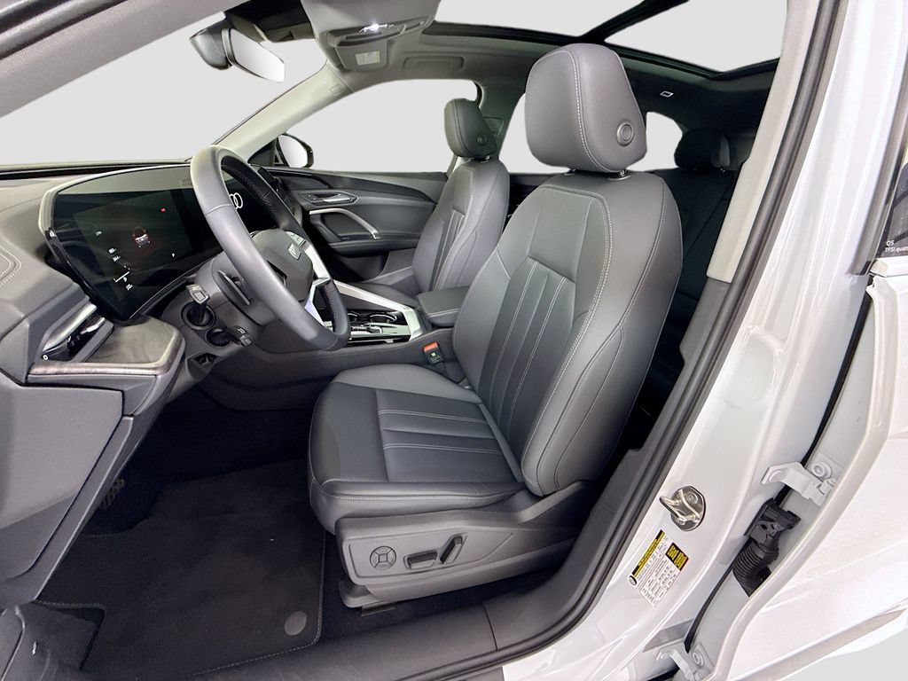 Certified 2025 Audi Q5 Premium w/ Convenience Package AWD/4WD image 19