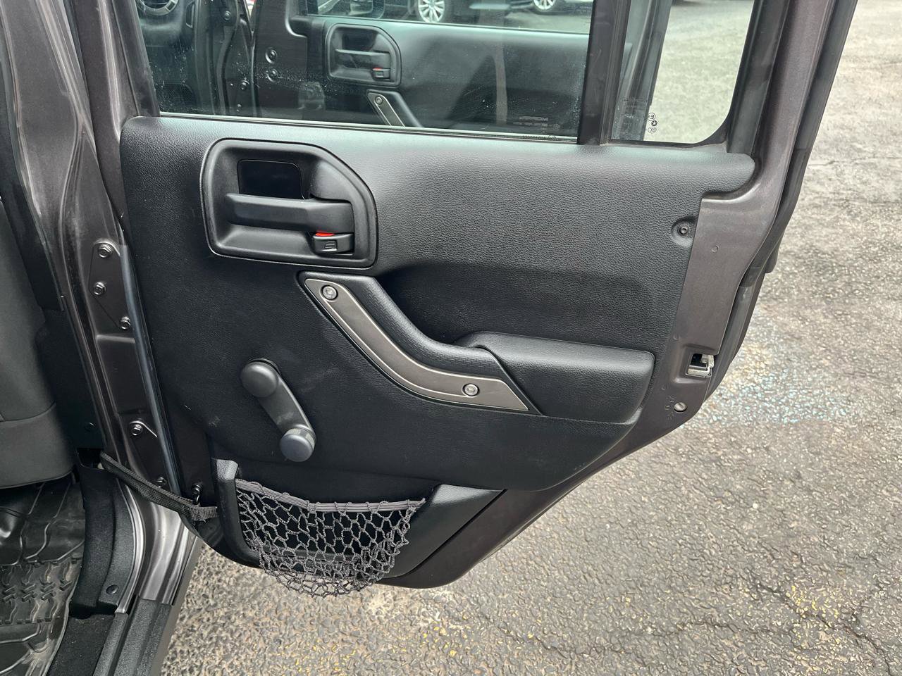 Used 2014 Jeep Wrangler Unlimited Sport image 27