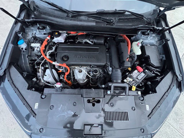 Used 2025 Honda CR-V Sport image 32