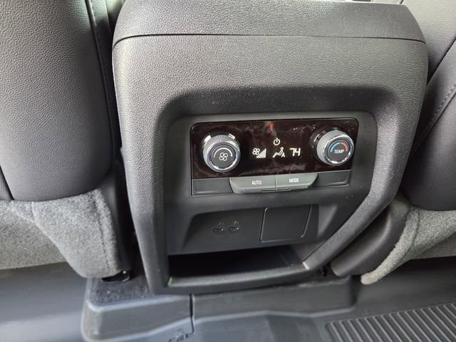 New 2026 Chevrolet Traverse Z71 w/ LPO, Floor Liner Package image 21