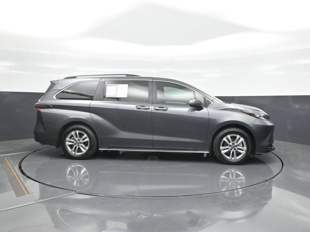 Certified 2025 Toyota Sienna XLE w/ XLE Plus Package AWD/4WD image 8