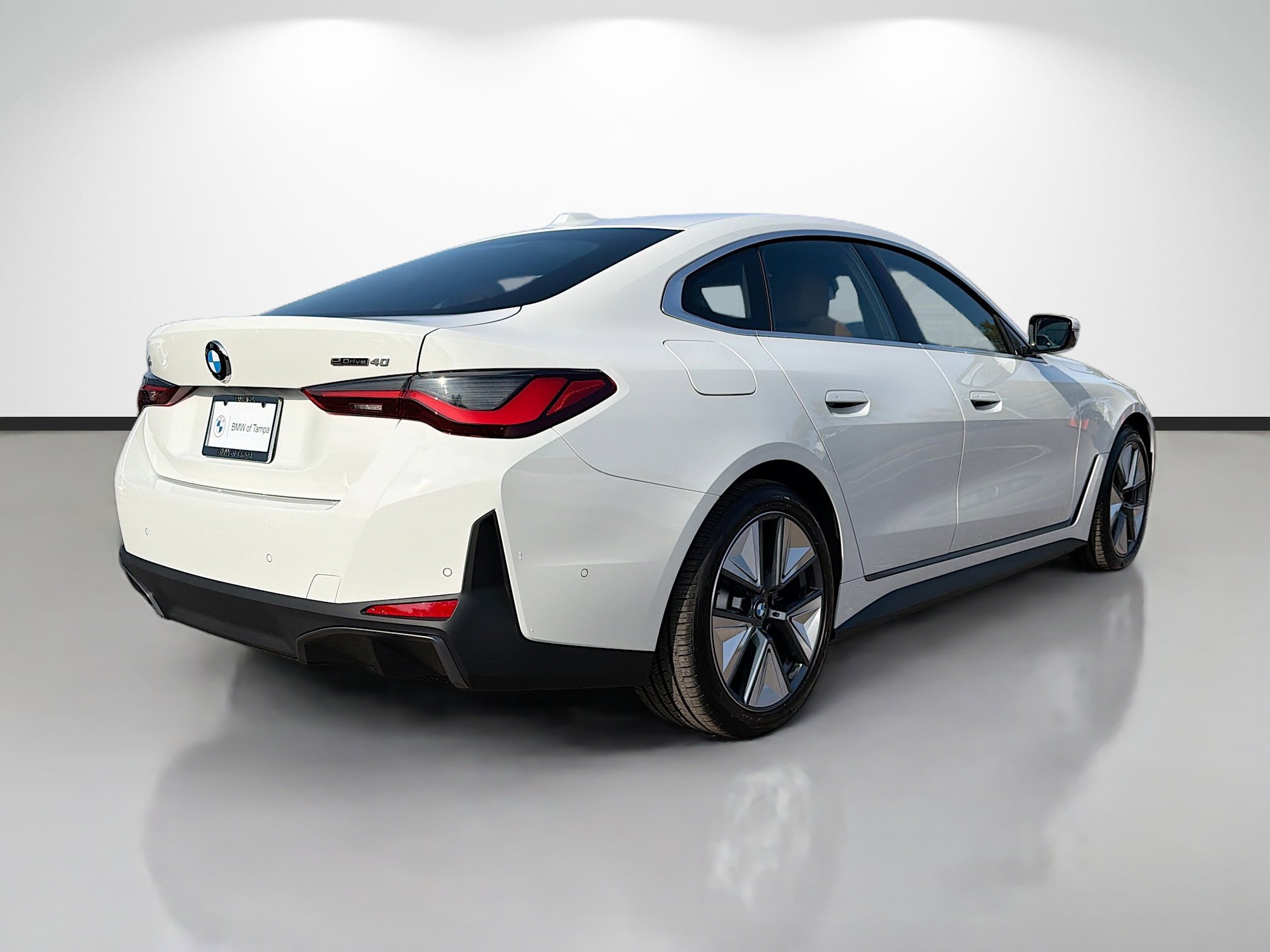 New 2026 BMW i4 eDrive40 w/ Parking Assistance Package image 3