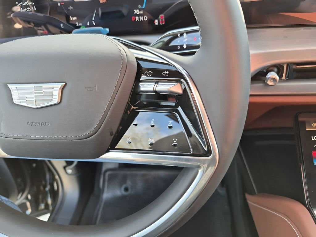 New 2026 Cadillac Vistiq Platinum w/ LPO, Floor Liner Package image 35