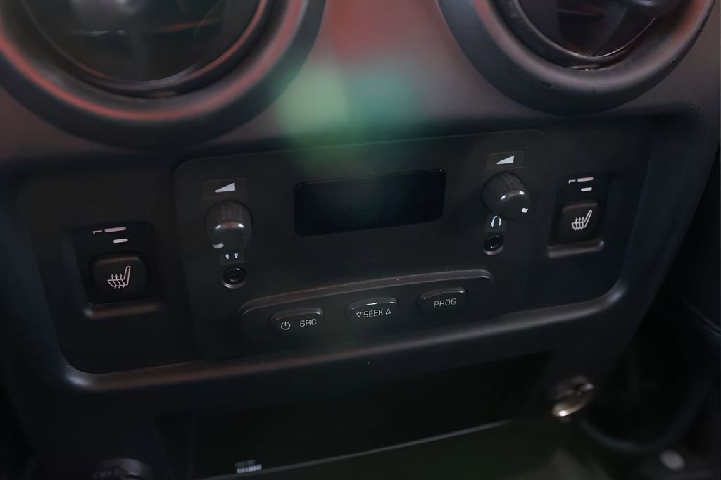 Used 2005 HUMMER H2 w/ Preferred Equipment Group image 37