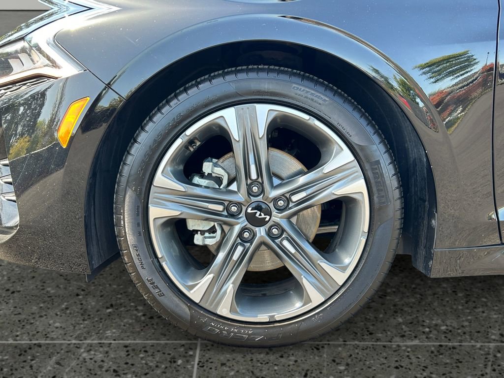 Used 2022 Kia K5 EX w/ EX Premium Package FWD image 4