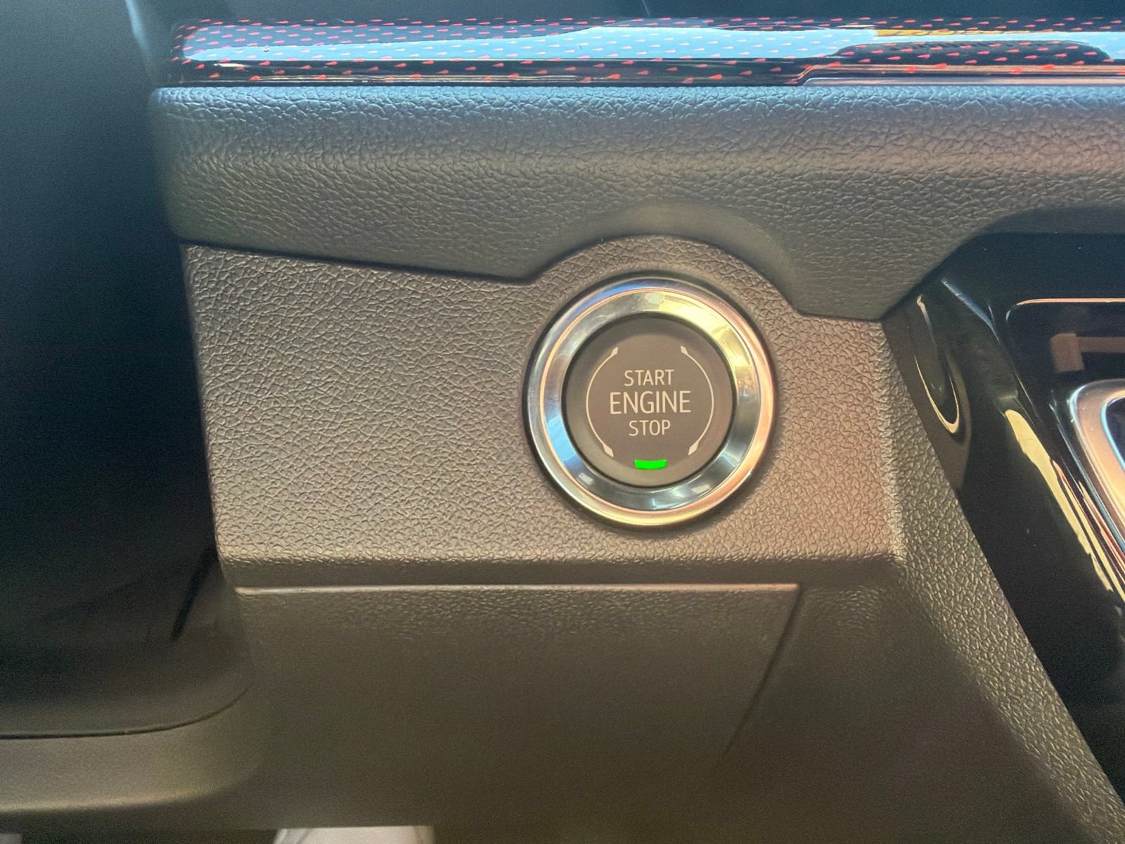 Used 2026 Chevrolet Traverse RS AWD/4WD image 17