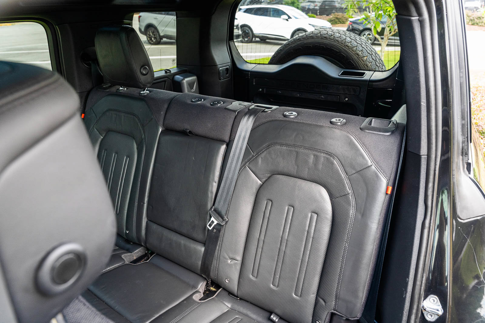 Used 2021 Land Rover Defender 110 X AWD/4WD image 30