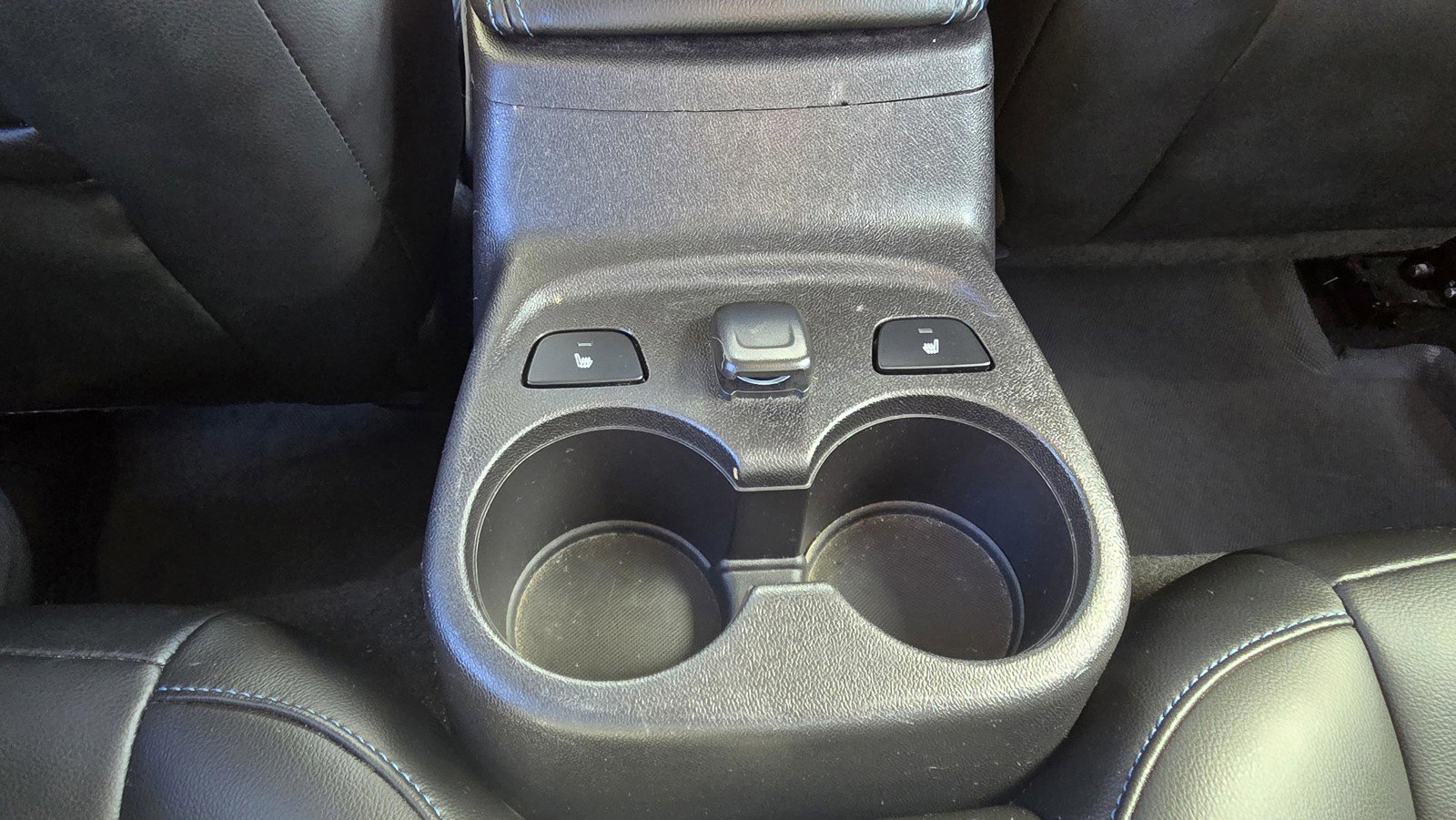 Used 2017 Chevrolet Volt Premier w/ Driver Confidence Package image 15