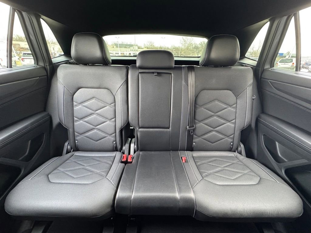 Used 2024 Volkswagen Atlas Cross Sport SE image 21