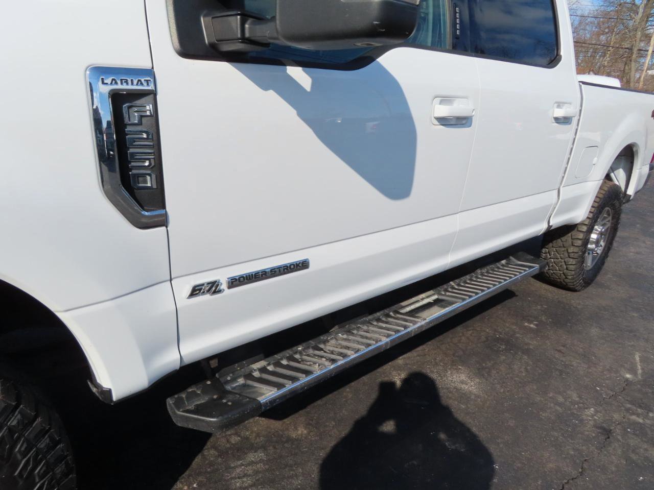 Used 2018 Ford F250 Lariat w/ Camper Package image 13