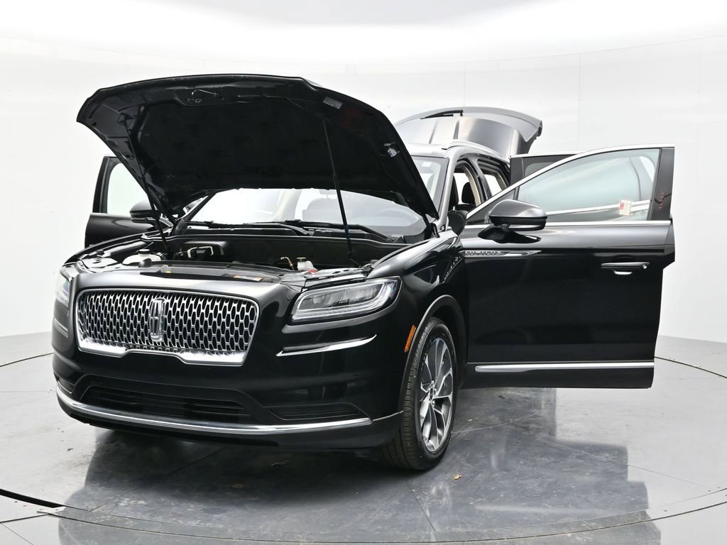 Used 2022 Lincoln Nautilus Reserve AWD/4WD image 55