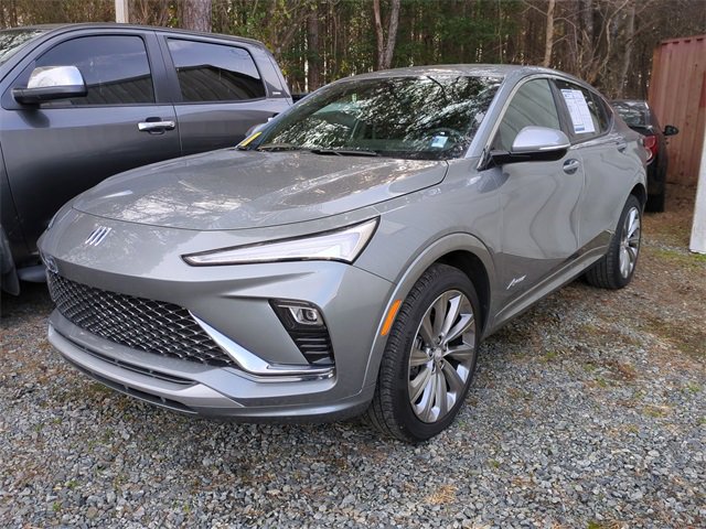 Used 2024 Buick Envista Avenir image 2