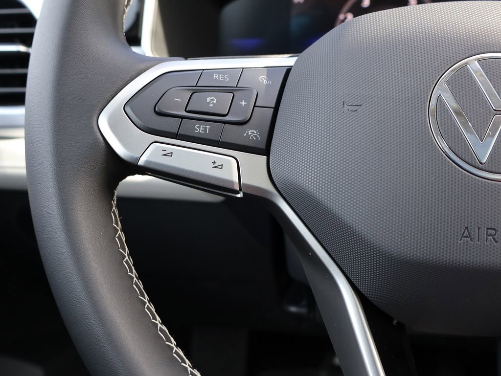 New 2026 Volkswagen Taos SE image 35