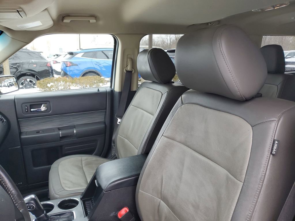 Used 2016 Ford Flex SEL w/ Equipment Group 202A image 11