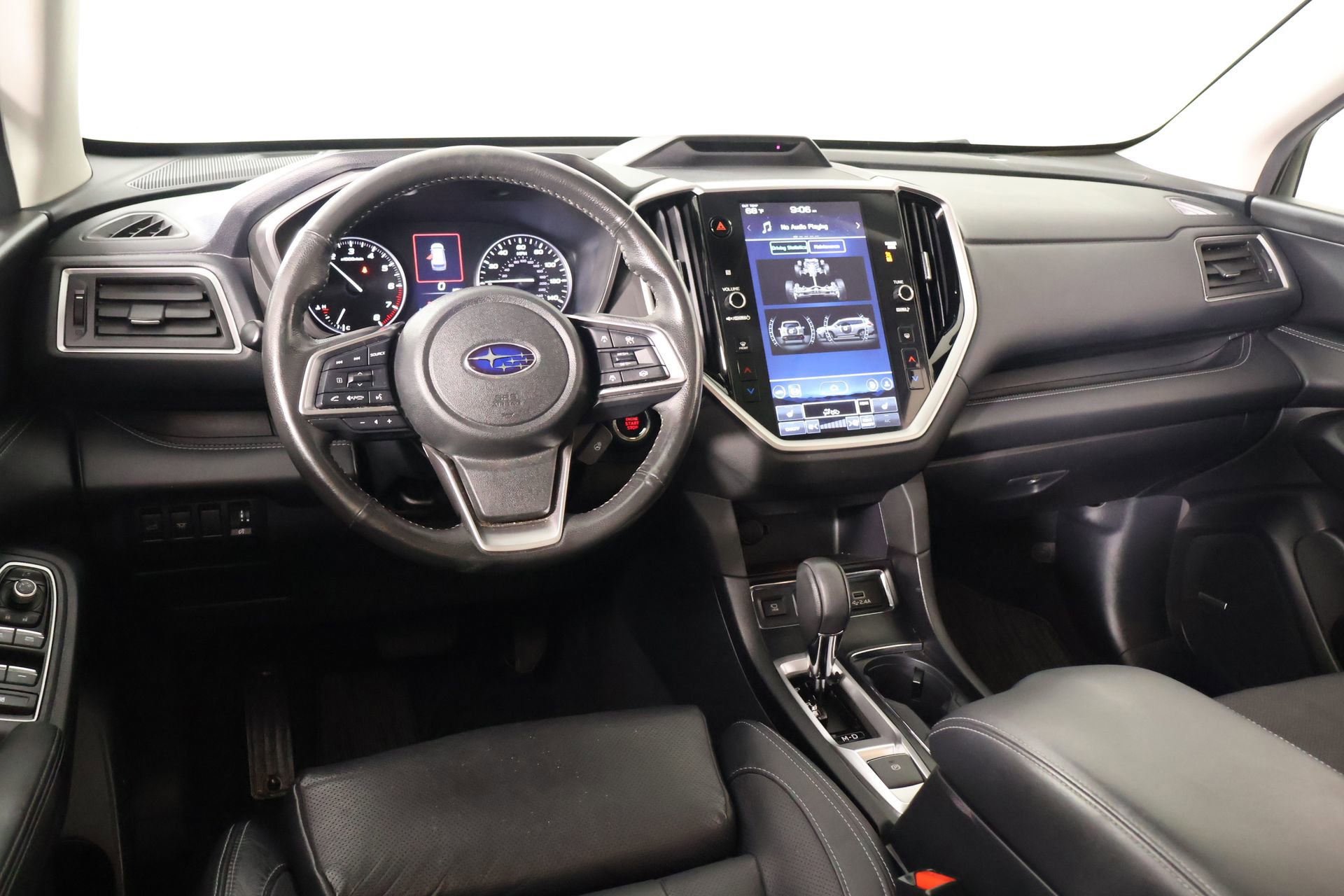 Used 2024 Subaru Ascent Limited w/ Technology Package AWD/4WD image 2