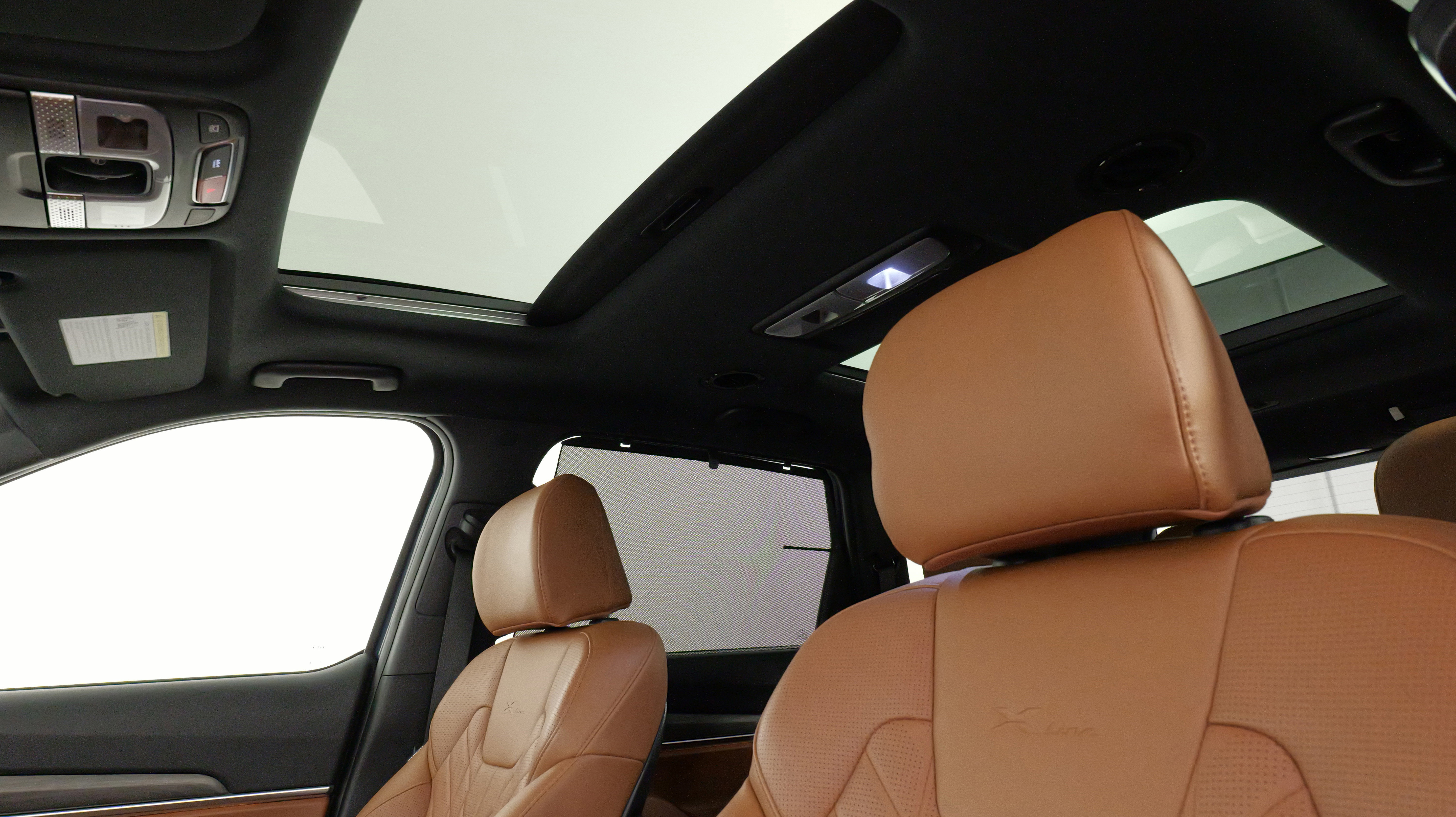 Used 2025 Kia Telluride SX X-Line image 34