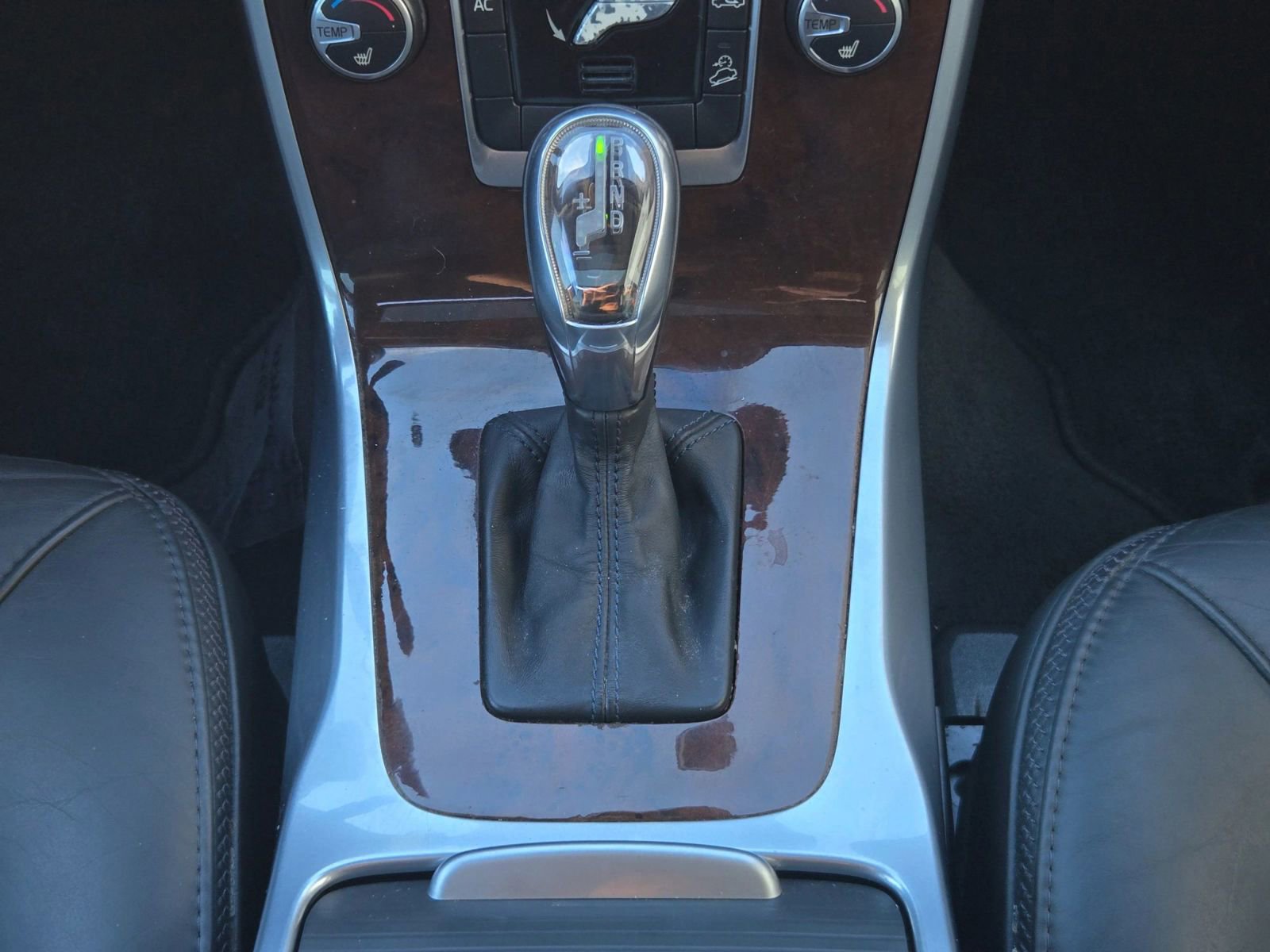 Used 2013 Volvo XC70 3.2 image 29