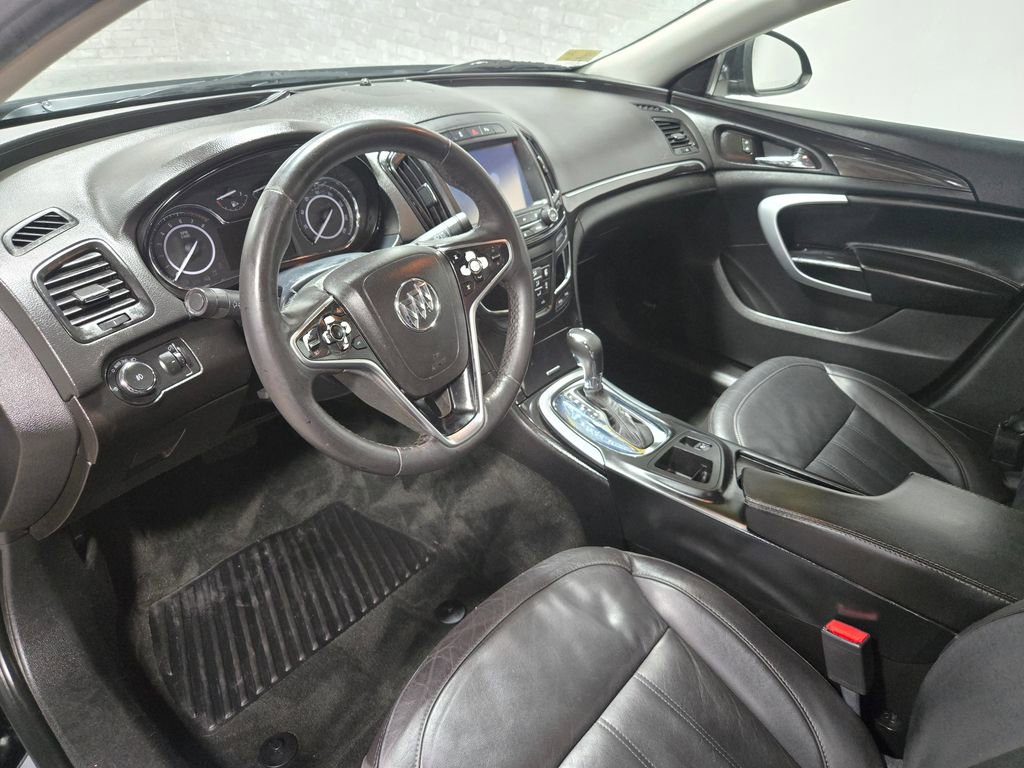 Used 2016 Buick Regal Premium image 12