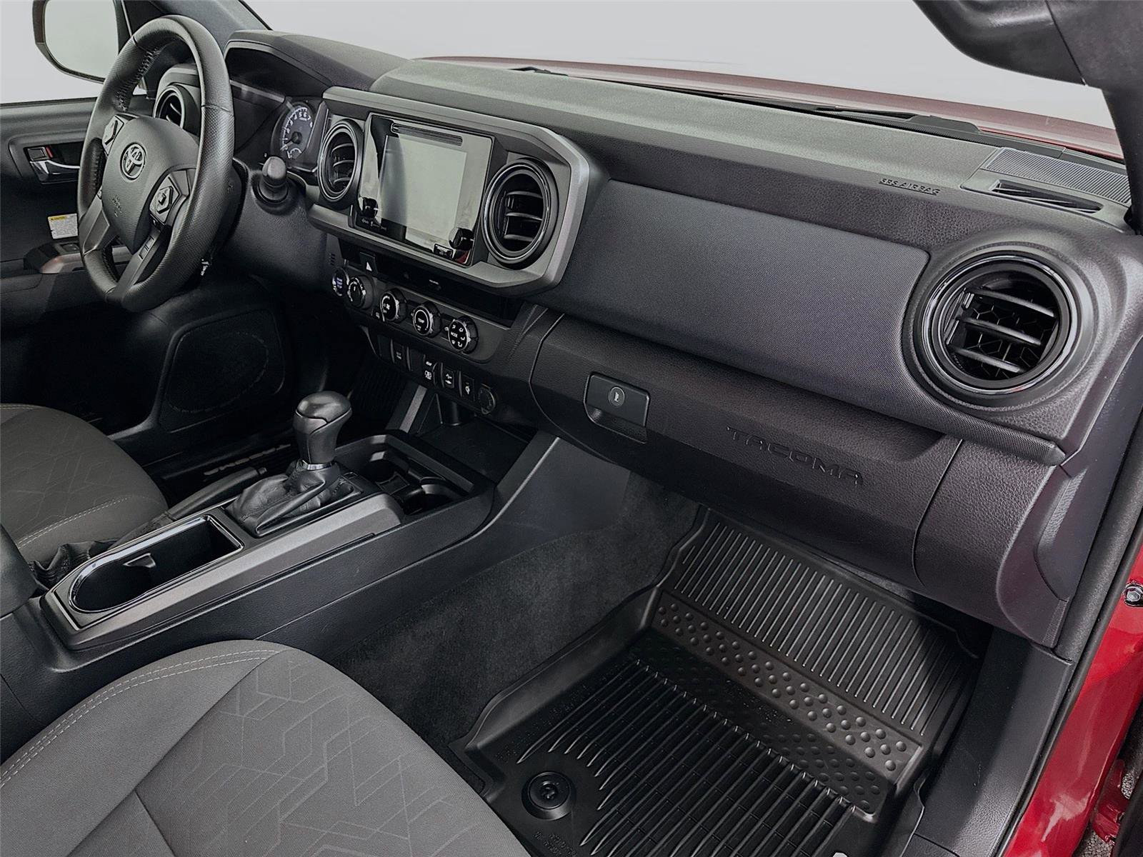 Certified 2018 Toyota Tacoma TRD Off-Road image 28