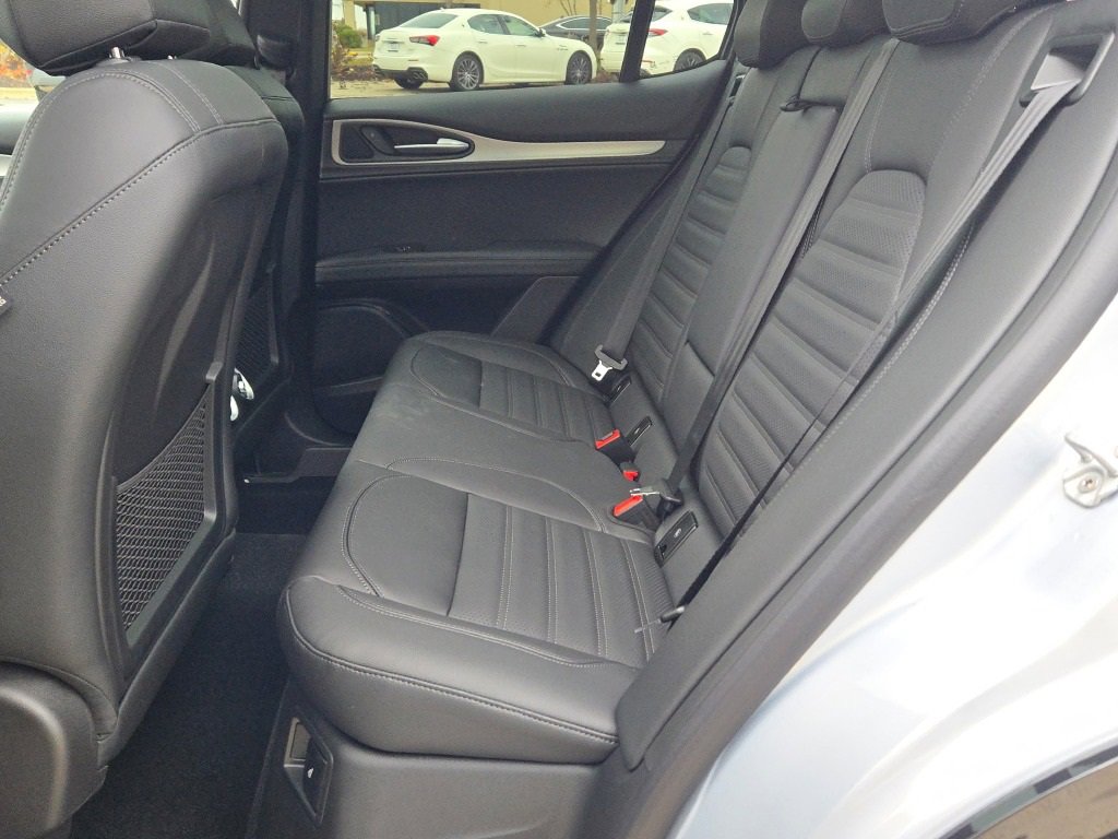 New 2025 Alfa Romeo Stelvio Sprint w/ Veloce Package image 18