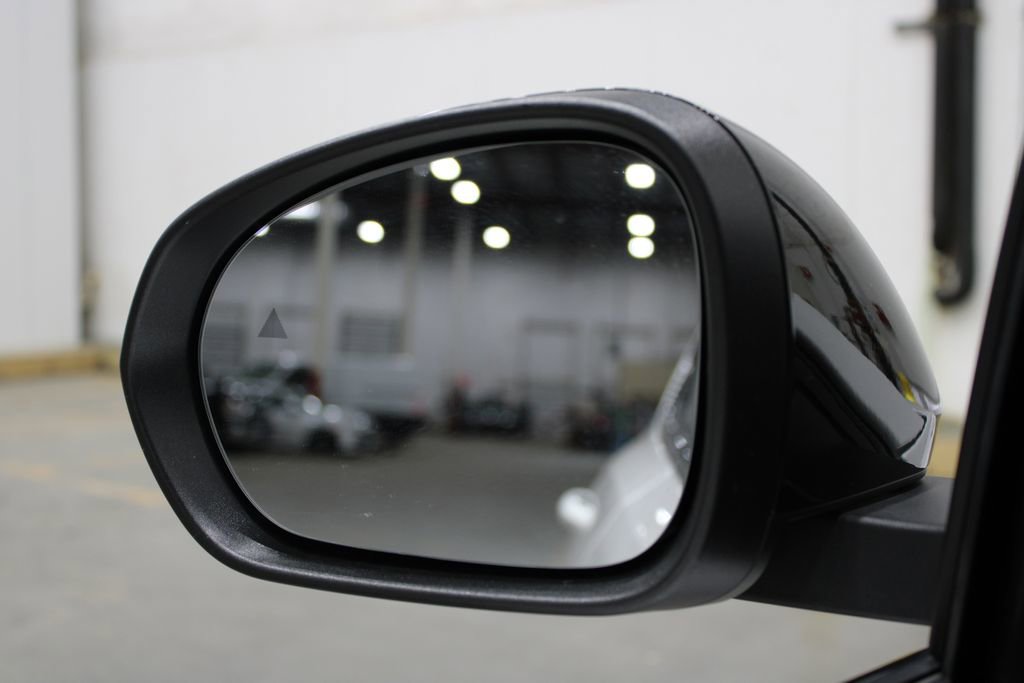 Used 2024 Dodge Hornet R/T image 43