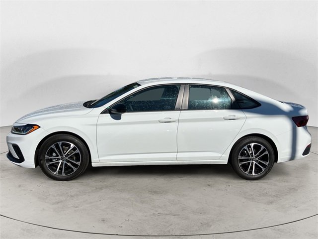 New 2025 Volkswagen Jetta Sport image 3