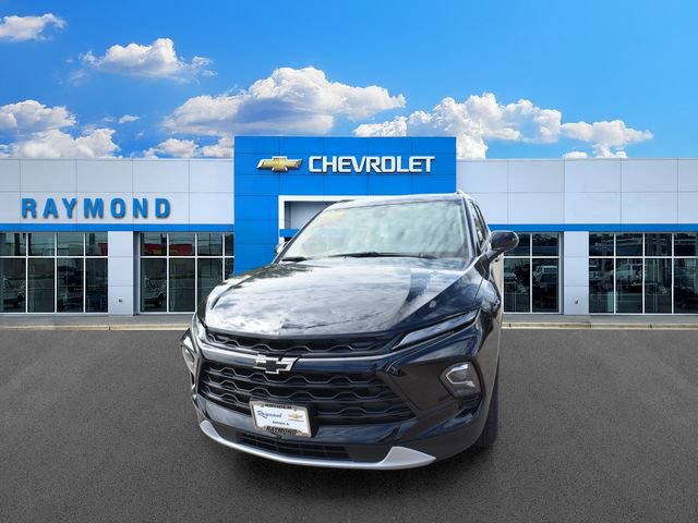 New 2026 Chevrolet Blazer LT w/ Convenience Package AWD/4WD image 8