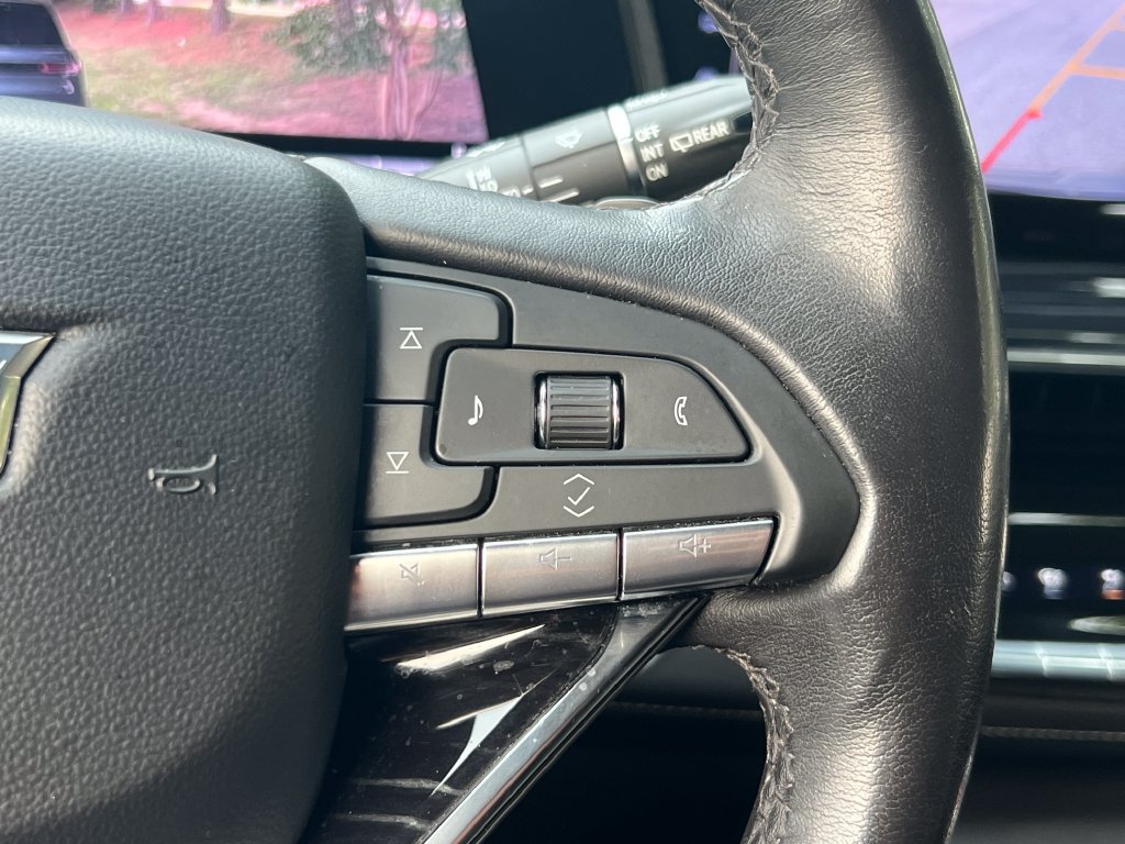 Used 2024 Cadillac Escalade ESV Sport AWD/4WD image 27