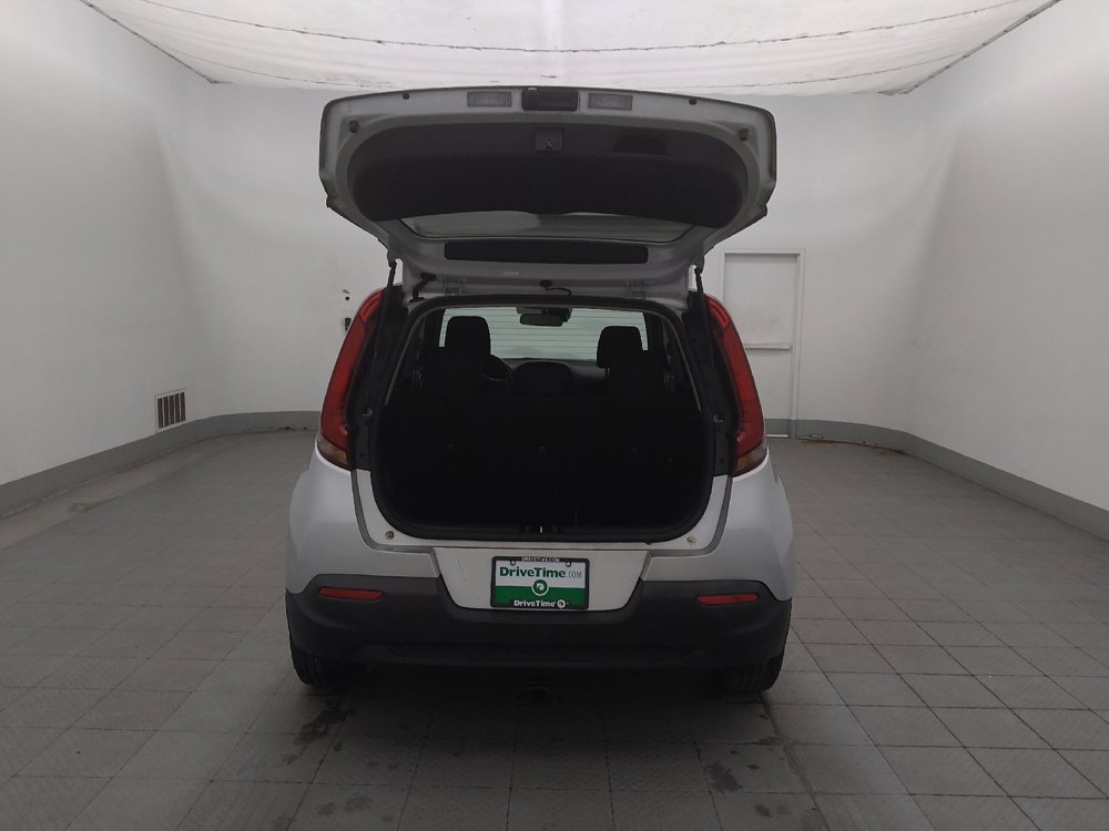 Used 2020 Kia Soul S FWD image 29