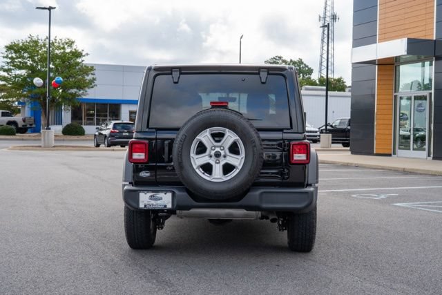 Used 2022 Jeep Wrangler Unlimited Sport w/ Sun And Sound Package AWD/4WD image 4