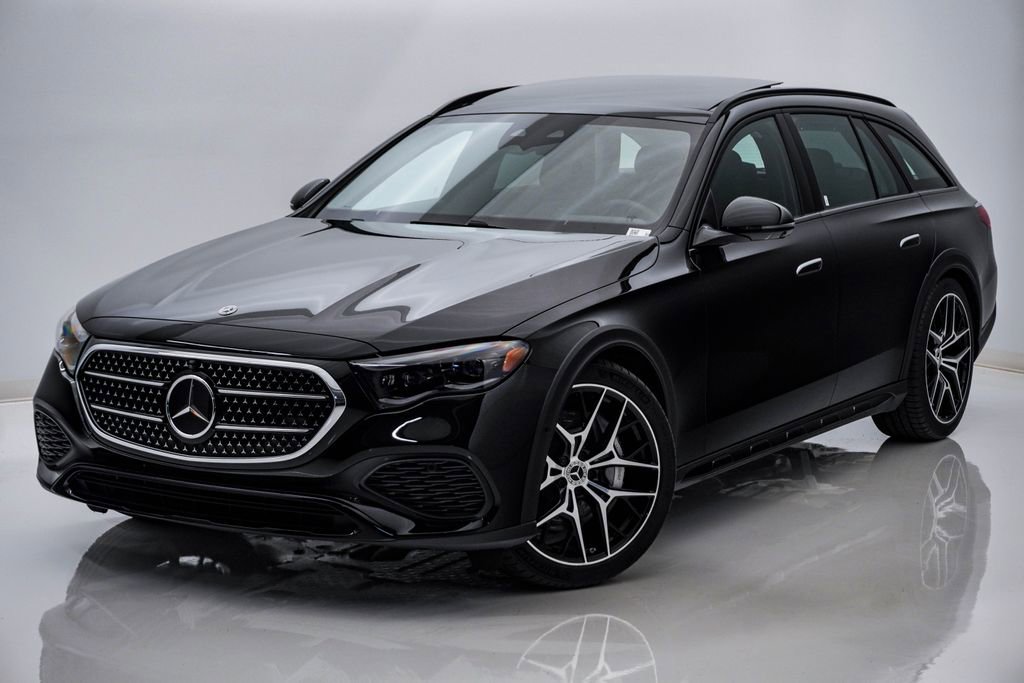 Used 2025 Mercedes-Benz E 450 4MATIC All-Terrain Wagon image 3