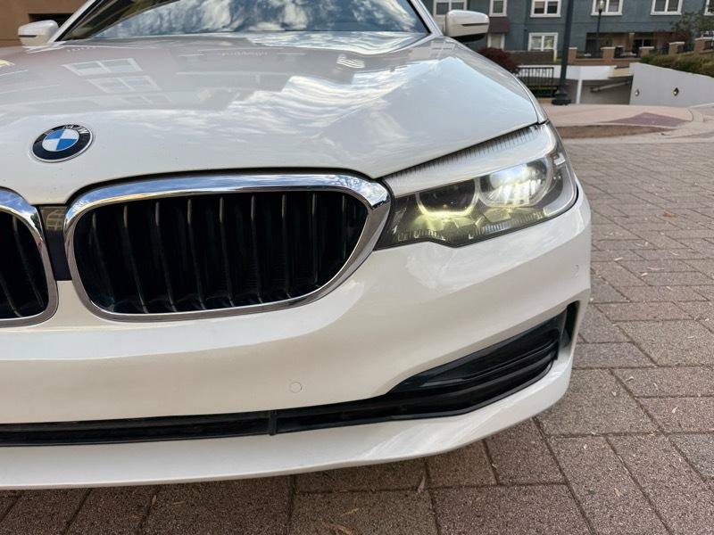 Used 2020 BMW 530i w/ Convenience Package RWD image 16